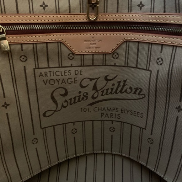 Louis Vuitton Neverfull GM - Picture 6 of 8